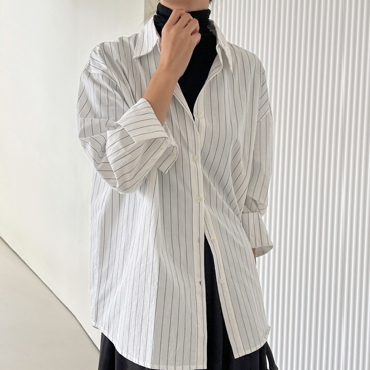 a cotton loose-fit pin striped shirt